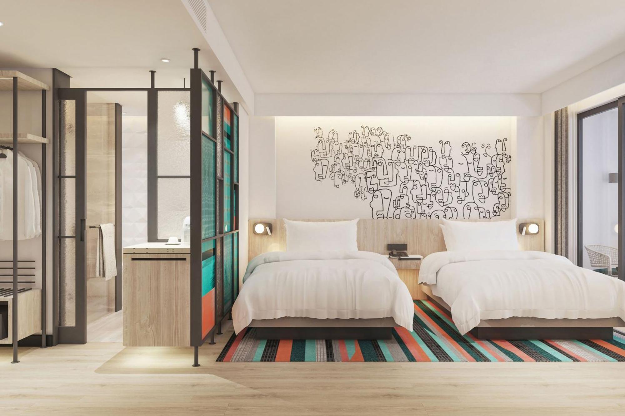 Aloft Room 2 Double Beds capacity & below 12 yo Fun Activities