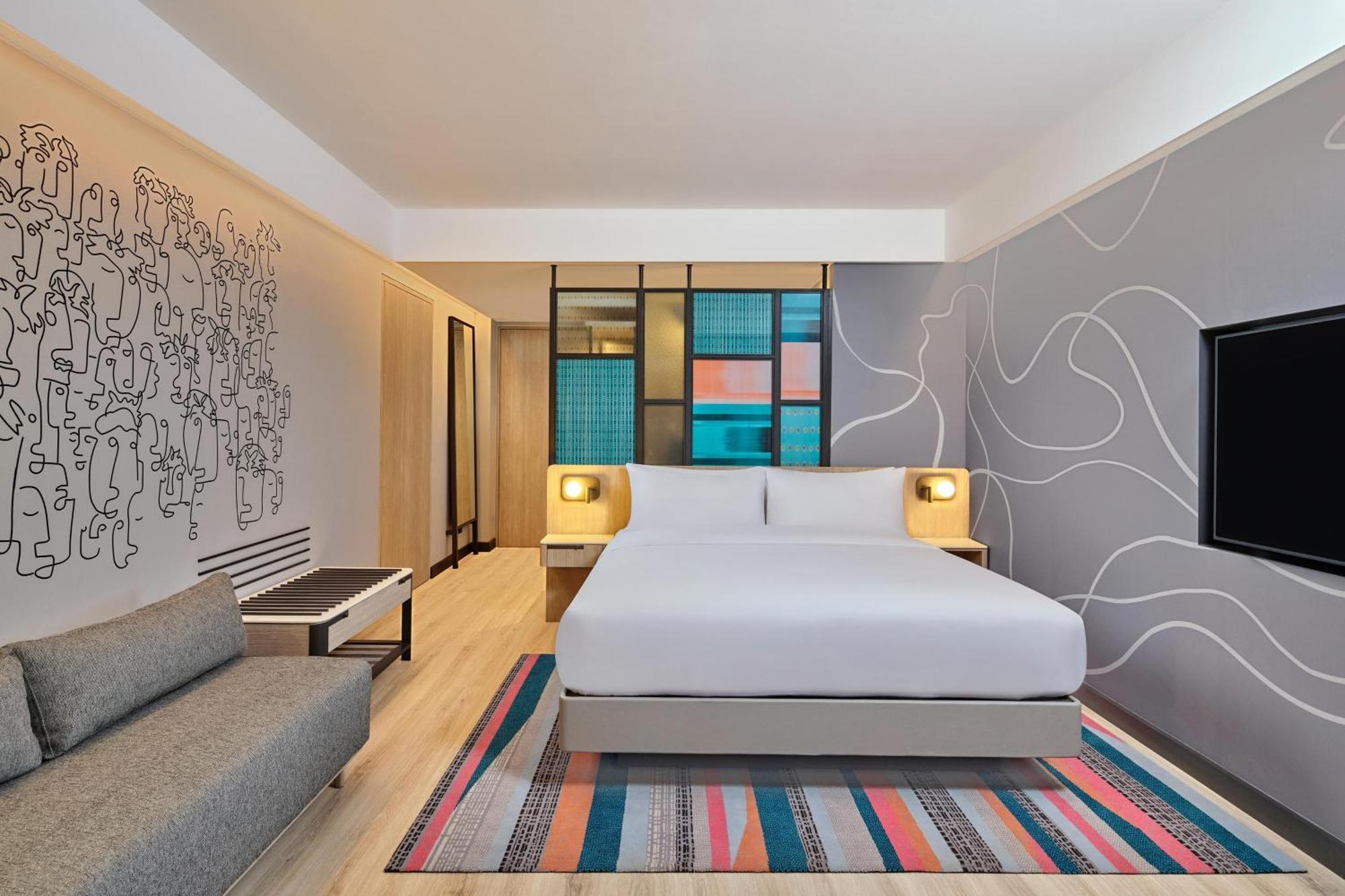 Aloft Room 1 King Bed capacity Fun Activities
